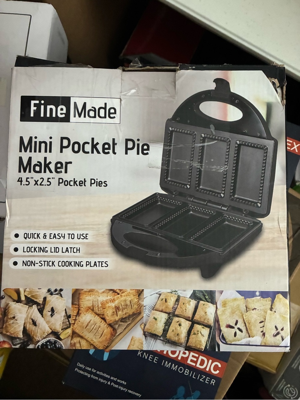 Black Mini Pocket Pie Maker - 4.5" x 2.5" Pies damage box